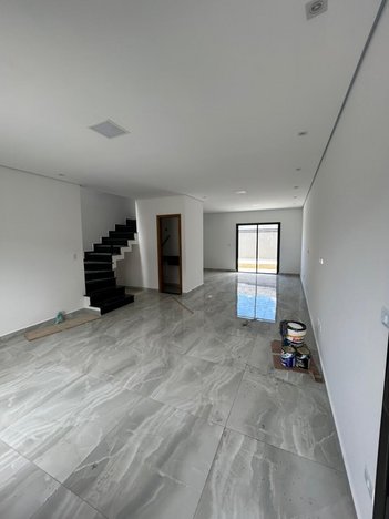 house em Rua Simão da Cunha Gago, Vila Cecília - Mogi das Cruzes - SP