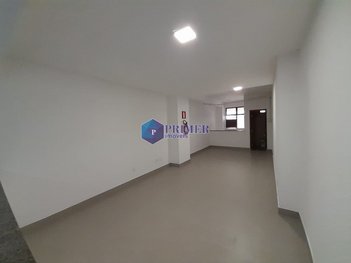 business em Piauí, Funcionários - Belo Horizonte - MG