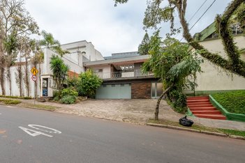house em Rua Matias José Bins, Três Figueiras - Porto Alegre - RS