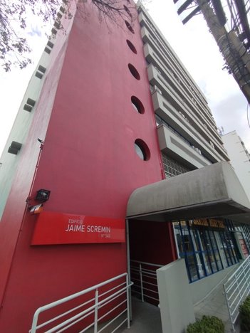 commercial_building em Rua Desembargador Pedro Silva, Comerciário - Criciúma - SC