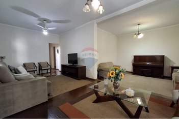 house em Rua Dom Pedro II, Centro - Lins - SP
