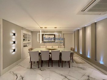 apartment em Rua Professora Doracy Cezzarino, Portão - Curitiba - PR