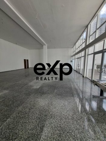 business em Avenida Nossa Senhora do Sabará, Vila Sofia - São Paulo - SP