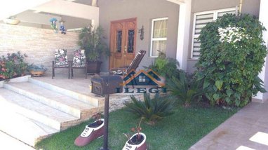 house em Rua Ribadavia, Louveira - Louveira - SP