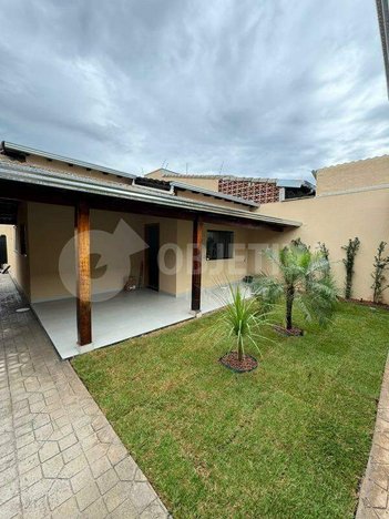 house em Rua Ferrara, Jardim Europa - Uberlândia - MG