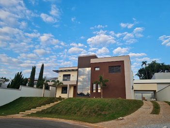 house em Rua Engenheiro Paulo de Campos Fessel, Dois Córregos - Valinhos - SP