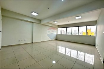 office em Avenida Antônio Carlos Comitre, Parque Campolim - Sorocaba - SP