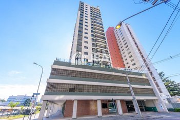 apartment em Rua Alfredo Gulin, Cabral - Curitiba - PR