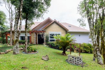 house em Rua Papoulas, Parque das Orquídeas - Gramado - RS