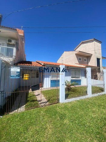 house em Avenida Espírito Santo, Laranjal - Pelotas - RS