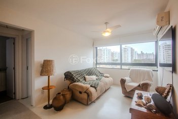 apartment em Praça Doutor Gastão Santos, Passo da Areia - Porto Alegre - RS