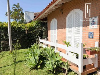 house em Rua Itapuã, Itacorubi - Florianópolis - SC