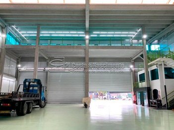 industrial em Rua Visconde de Embaré, Valongo - Santos - SP