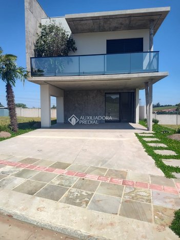 house em Avenida Deoclecio Rodrigues, Berto Cirio - Nova Santa Rita - RS