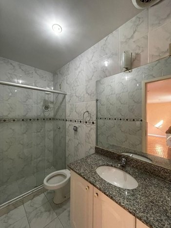 apartment em Rua Doutor Nelson de Sá Earp, Centro - Petrópolis - RJ