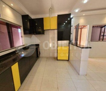 house em Rua Sebastião Irias de Matos, Shopping Park - Uberlândia - MG