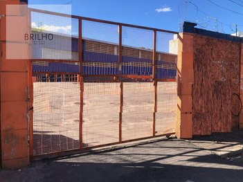 industrial em Rua Maria Cândida Ferreira Lacerda, Vila Veloso - Carapicuíba - SP