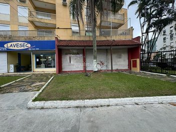 office em Avenida Dom Pedro I, Enseada - Guarujá - SP