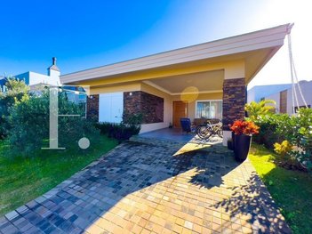 house em Avenida Diamante, Rainha do Mar - Xangri-Lá - RS