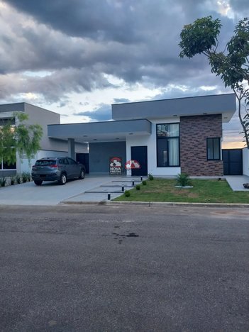 house em Rua Modena, Residencial Village Splendore - Pindamonhangaba - SP