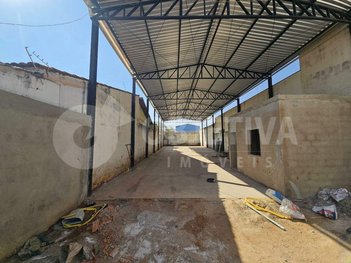 industrial em Avenida Brasil, Nossa Senhora Aparecida - Uberlândia - MG