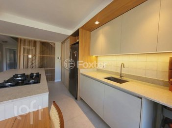apartment em Rua Monte Alverne, Chácara das Pedras - Porto Alegre - RS