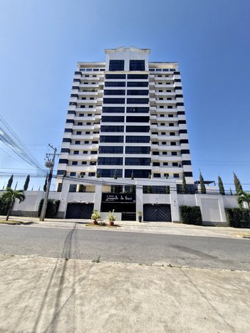 apartment em Rua Jacy Santos Flores, Candeias - Vitória da Conquista - BA