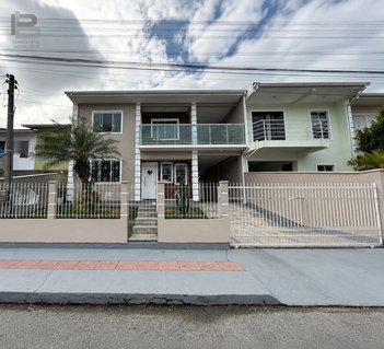 house em Rua Maria Lobato Di Concilio, Forquilhas - São José - SC
