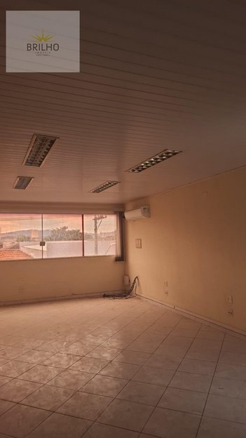business em Avenida Hildebrando de Lima, km 18 - Osasco - SP