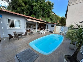 house em Rua Coronel Rocha Santos, Jardim Brasília - Resende - RJ