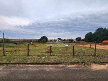land_lot em Avenida Milton Aparecido de Oliveira, Jardim Santa Eliza - Botucatu - SP