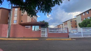 apartment em Avenida Clarice de Lima Castro, Nova Olinda - Londrina - PR