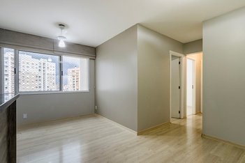 apartment em Avenida Dom Cláudio José Gonçalves Ponce de Leão, Vila Ipiranga - Porto Alegre - RS