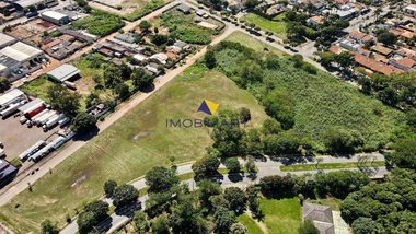 commercial_building em Avenida Professor Venerando de Freitas Borges, Setor Jaó - Goiânia - GO