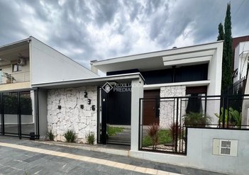 house em Rua Rogero Henz, Jardim Botânico - Lajeado - RS