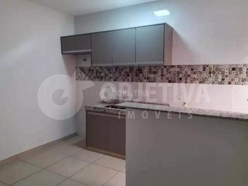 apartment em Rua Taxista Fábio Cardoso, São Jorge - Uberlândia - MG