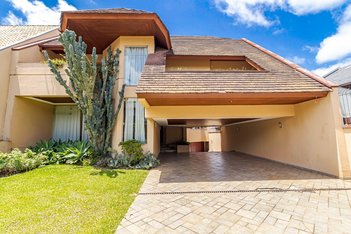 house em Rua Francisco Machado, Campina do Siqueira - Curitiba - PR