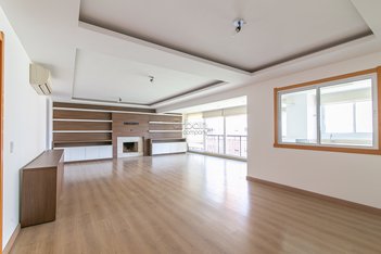 apartment em Avenida Túlio de Rose, Jardim Europa - Porto Alegre - RS