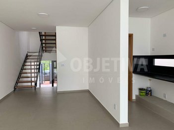 house em Rua Catuana, Jardim Karaíba - Uberlândia - MG