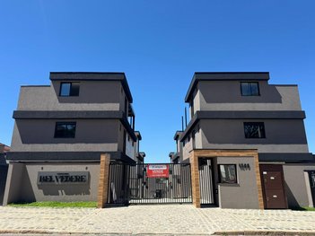 apartment em Rua Alcides Munhoz, Mercês - Curitiba - PR