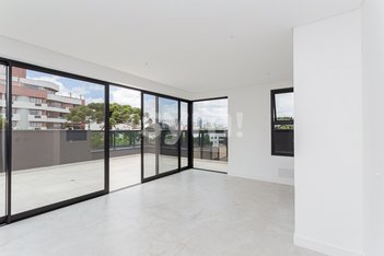 apartment em Rua Vieira dos Santos, Centro Cívico - Curitiba - PR