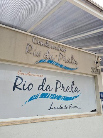 garage em Rua Sacramento, São Francisco - Campo Grande - MS