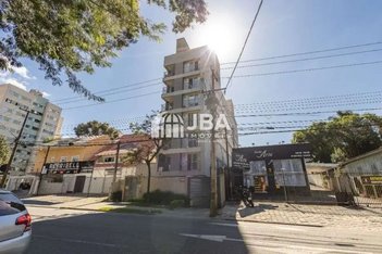 apartment em Avenida Presidente Wenceslau Braz, Lindóia - Curitiba - PR