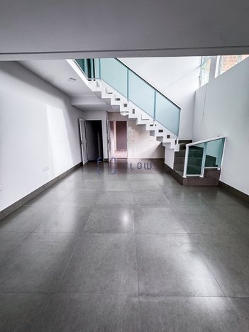 house em Rua Mar de Ross, Parque Ribeiro de Lima - Barueri - SP