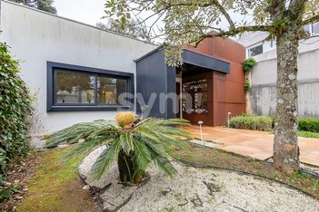 commercial_building em Rua Gardênio Scorzato, Pilarzinho - Curitiba - PR