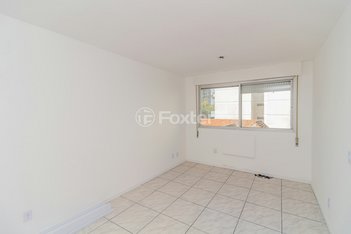 apartment em Rua Duque de Caxias, Centro Histórico - Porto Alegre - RS