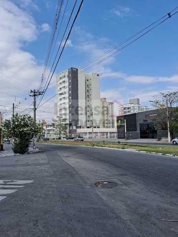 apartment em Rua José Felipe Cursino de Moura, Vila Aparecida - Taubaté - SP