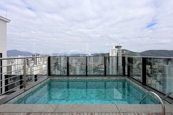 apartment em 901, esq. com a Avenida Brasil, Centro - Balneário Camboriú - SC