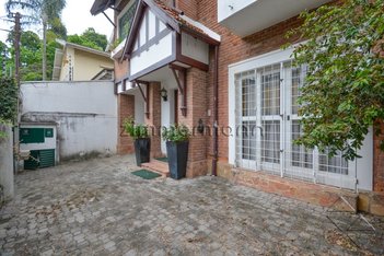 house em EMBAIXADOR JOSÉ  ROBERTO DE MACEDO  SOARES, Jardim Paulistano - São Paulo - SP