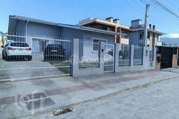 house em Rua Rodolfo Weiss, Aririú - Palhoça - SC